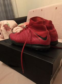 Бутсы Nike Hypervenom