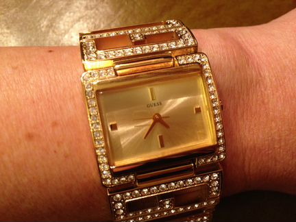Часы женские Guess, США