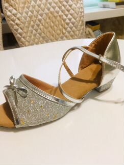 Обувь для танцев