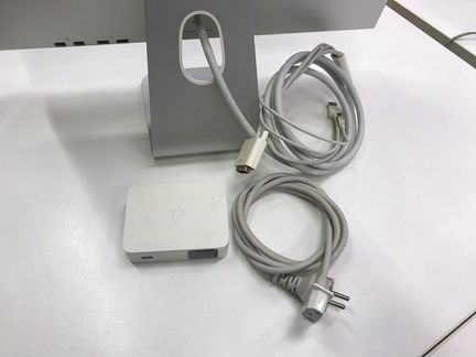 Apple Cinema display 20