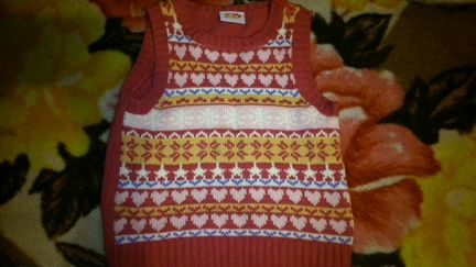 Свитеры и водолазки на девочку