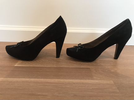 Замшевые туфли Tamaris