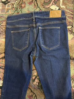 Женские джинсы