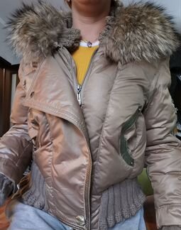 Продам укороченную зимнюю куртку