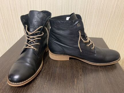 Осенние ботинки Mustang