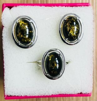 Серебряный комплект 925 с Янтарем новый