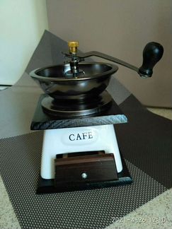 Кофемолка ручная