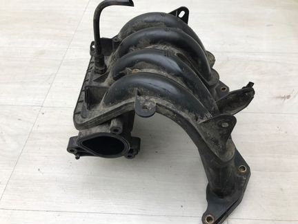 Впускной коллектор Citroen Berlingo M59 TU3A 2007