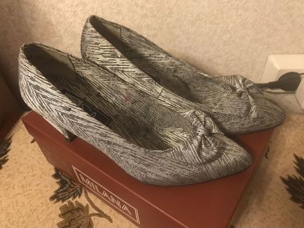 Туфли из парчи