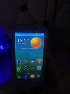 Телефон Alcatel onetouch pop D5