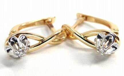 Золотые серьги 