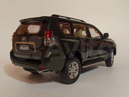 Toyota Land Cruiser Prado 150 Дилерский 1:18