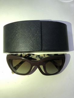 Очки Prada