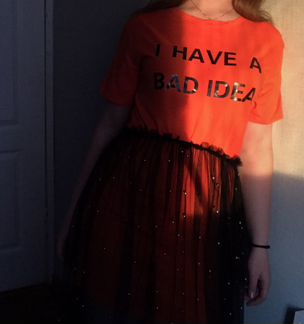 Юбочный костюм «I have a bad idea»