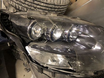 Фара Lexus ls600hl 2008