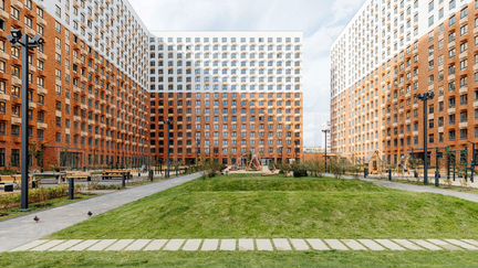 2-к квартира, 60.3 м², 13/16 эт.
