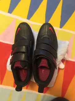 Кроссовки Nike