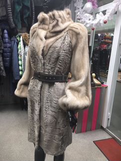Шуба из норки и каракульчи новая
