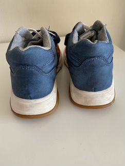 Кроссовки Zara