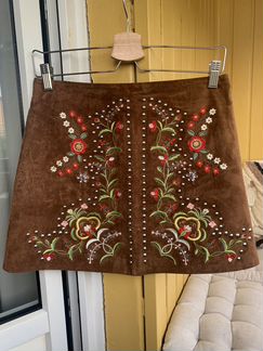 Коричневая замшевая юбка