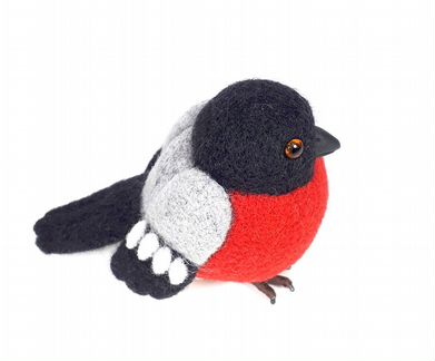 Снегирь. Игрушка из шерсти