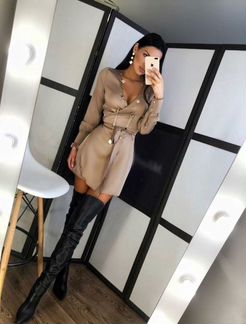 Шелковое платье на запах