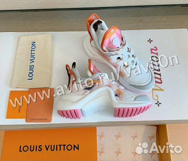 Louis Vuitton Archlight