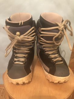 Сноубордические ботинки Burton Ruler US 7 женские