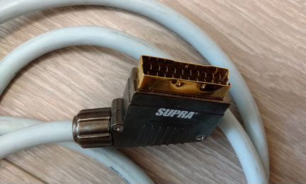 Межблочный видеокабель scart-scart supra