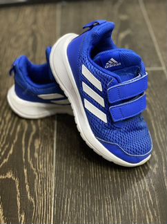 Кроссовки Adidas, р. 28