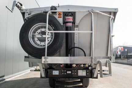 Алюминиевый полуприцеп-самосвал Grunwald Gr-TSt 27