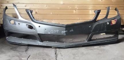 Бампер передний Mercedes Benz W207