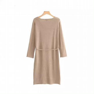 Платье вязаное