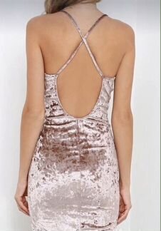 Платье бархатное