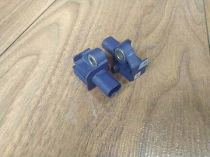 Датчик удара передний Mercedes W212 X204 W204 C218