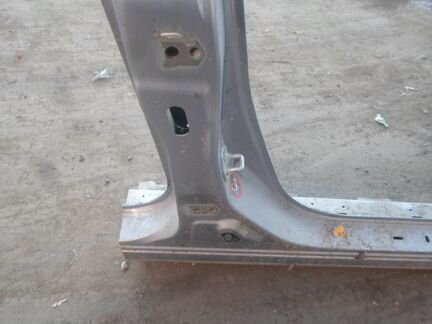 Порог передней правой двери Мазда CX-7 2006-12 сер