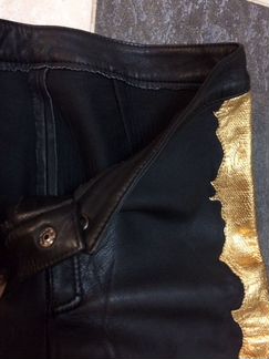 Кожаные шорты женские