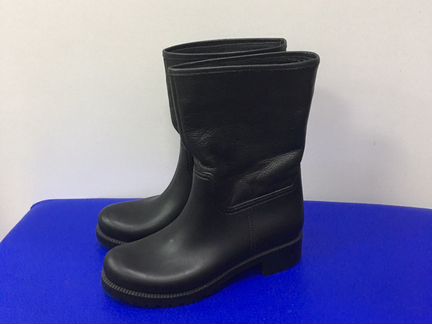 Сапоги резиновые 36р