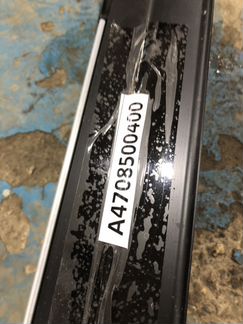Порог подножка мерседес W 470 A 4708500400
