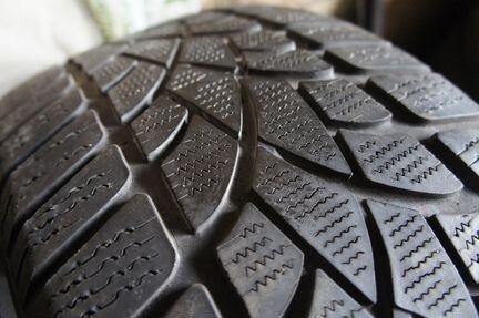 Зимние шины бу R17 235 65 17