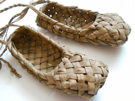 Лапти старинные, размер 41-42