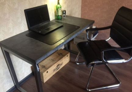 Компьютерный стол лофт