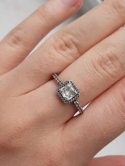 Кольцо Pandora