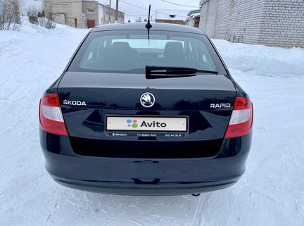 Skoda Rapid 1.6 AT, 2018, 43 000 км