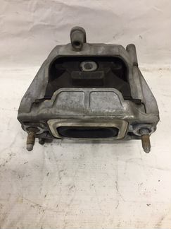 Опора двигателя Шкода Октавия А5