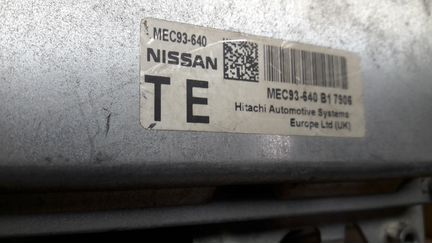 Nissan 93-640 Блок управления двигателем