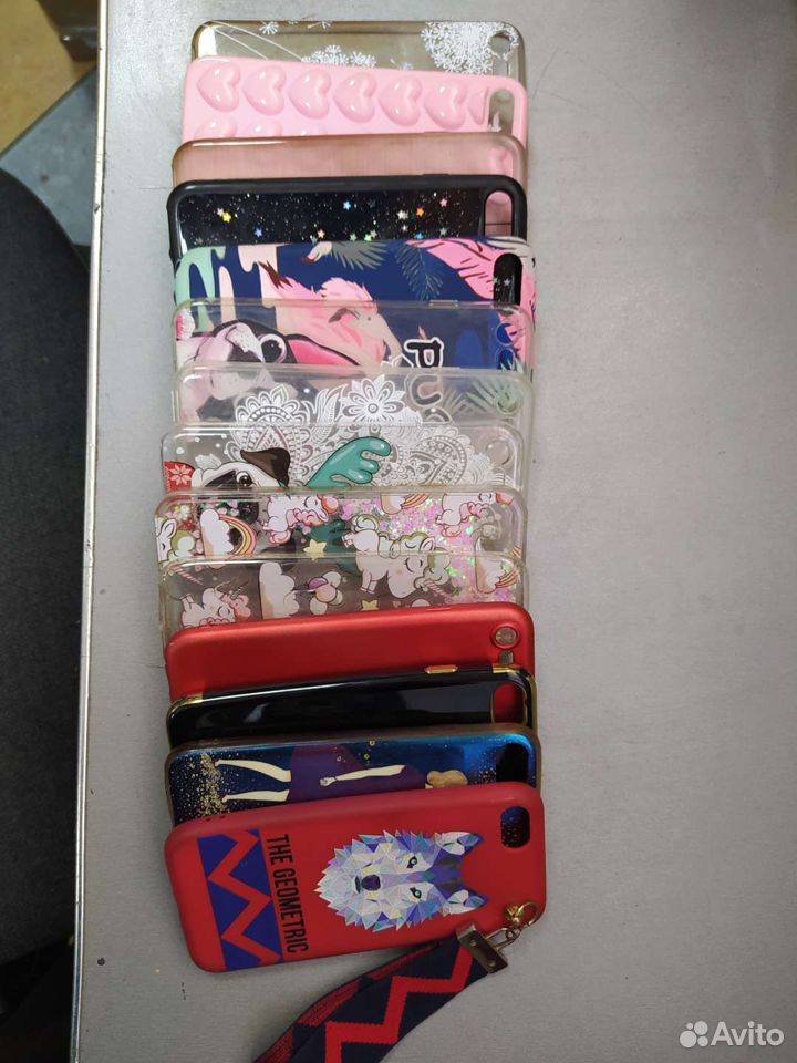 Чехлы на iPhone 7