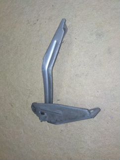 Петля капота передняя правая Ford Focus 1 DBW 2.0