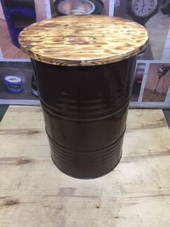 Столик из бочки
