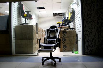 Игровое кресло. Новое Геймерское компьютерное крес